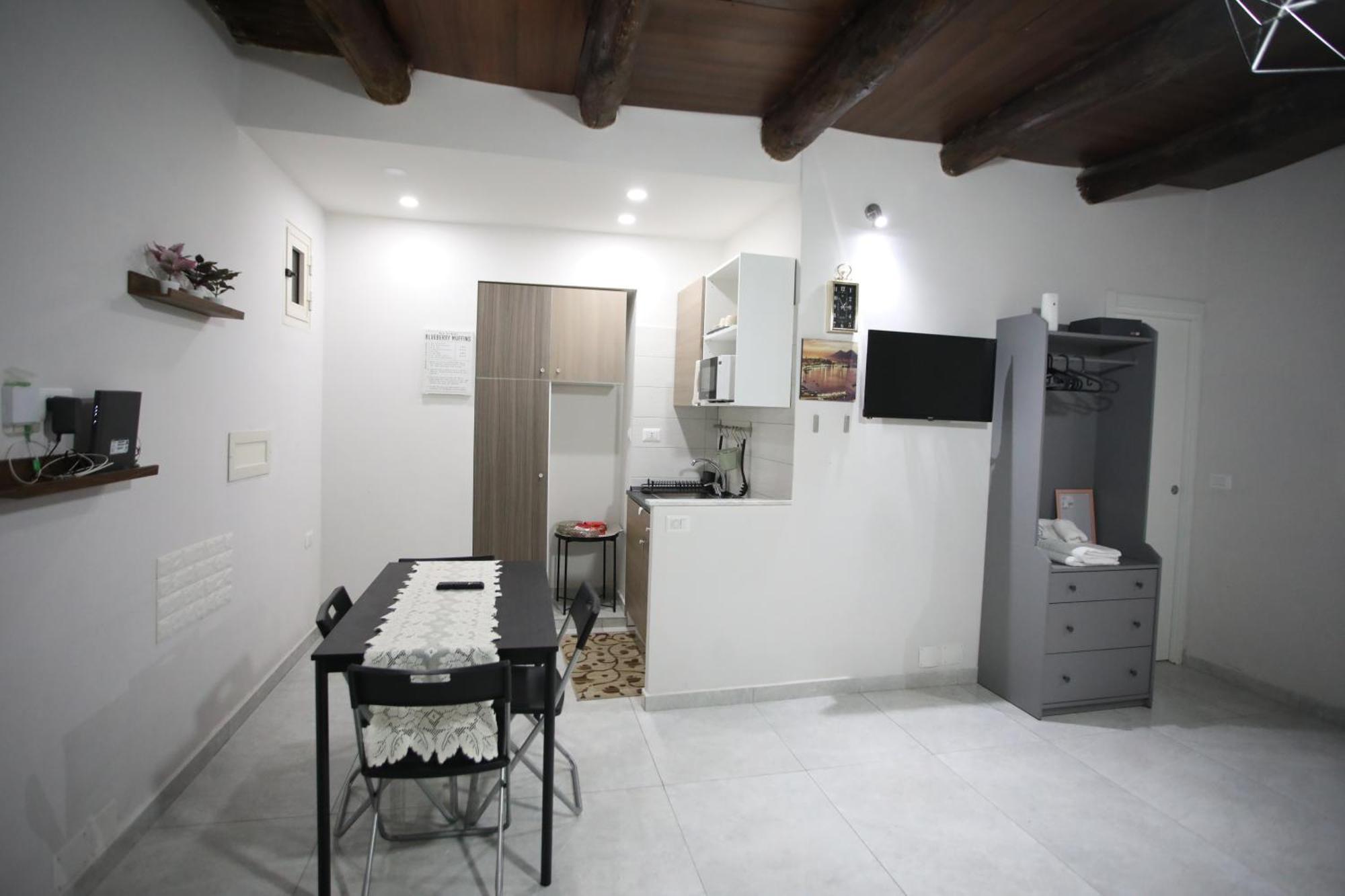 Apartamento Vincent'S House Nápoles Exterior foto